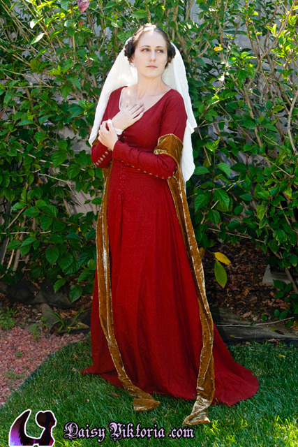 Red Linen Kirtle – Faerie Queen Costuming