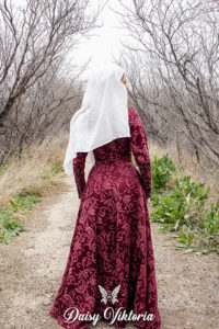 red brocade kirtle cotehardie gothic fitted gown